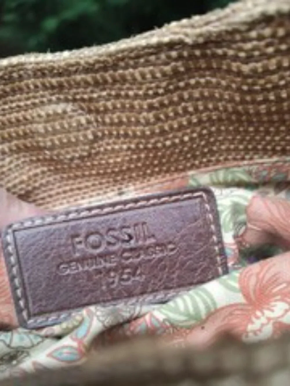 FOSSIL Woven Purse Handbag Medium w/ Key and Charms